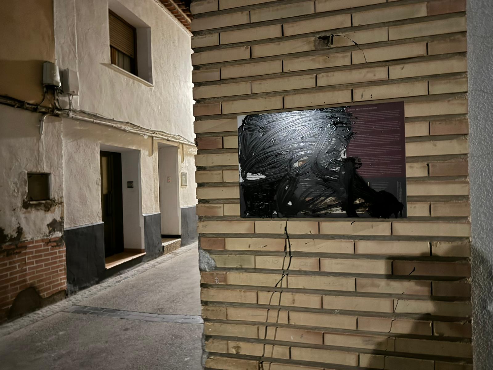 La ruta de la Judería de La Almunia se queda sin paneles informativos por el vandalismo