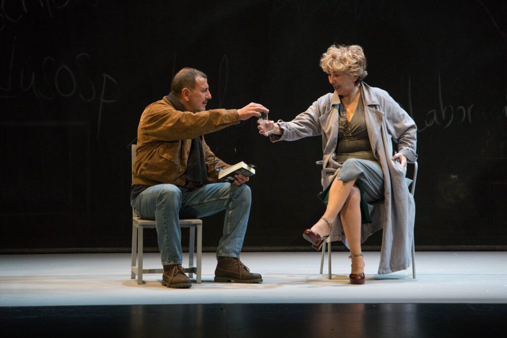 Isabel Ordaz y Marcial Álvarez traen la tragicomedia 'La Profesora' para la tercera tarde del Festival de Teatro de La Almunia